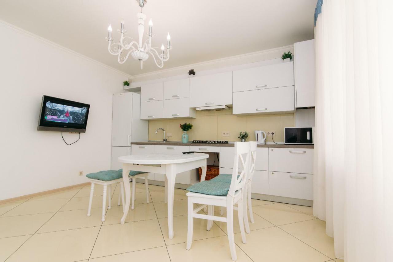 Luxury Studio Apart-Hotel In Centre 2 Room Sumy Eksteriør bilde