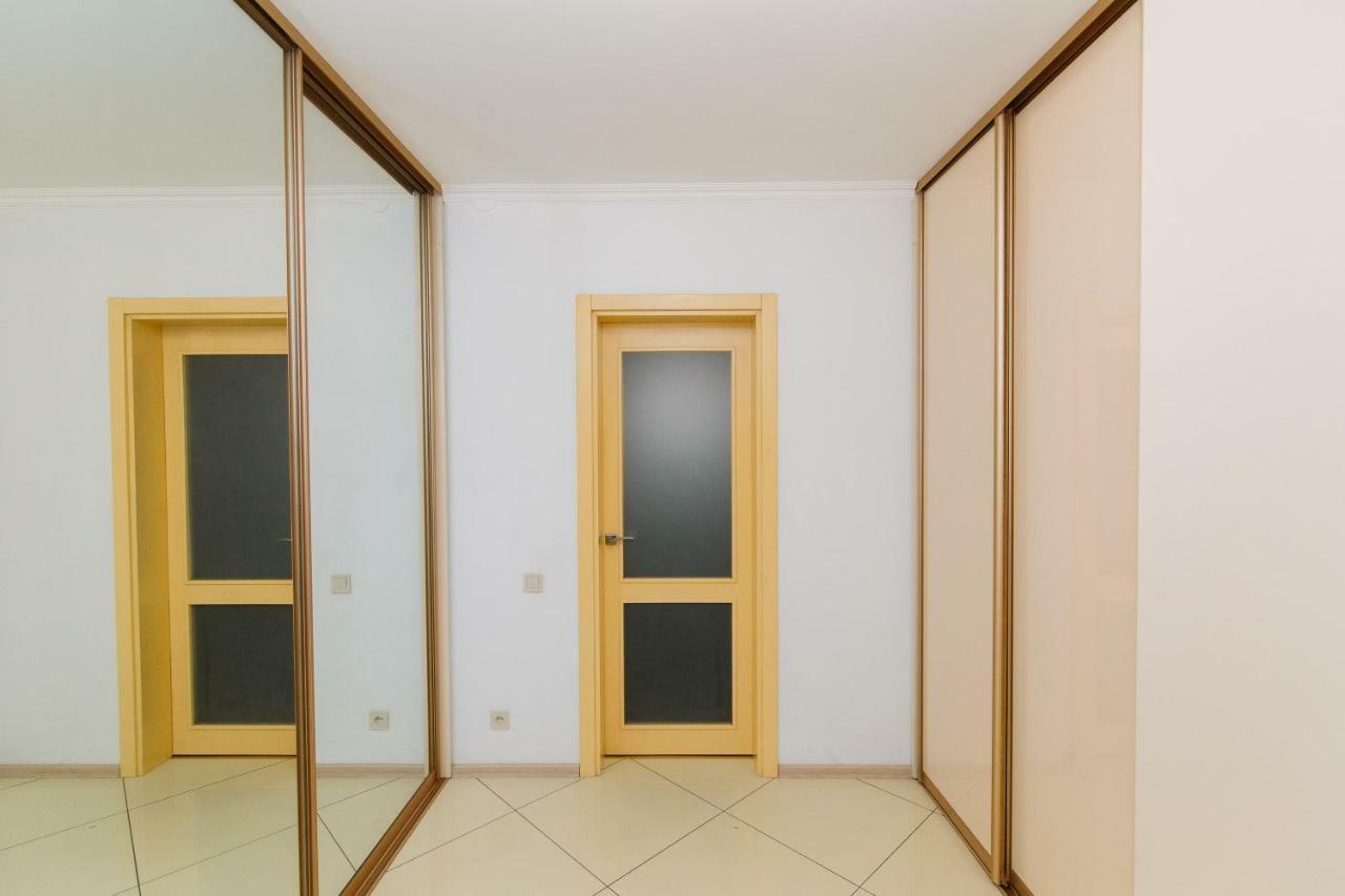 Luxury Studio Apart-Hotel In Centre 2 Room Sumy Eksteriør bilde